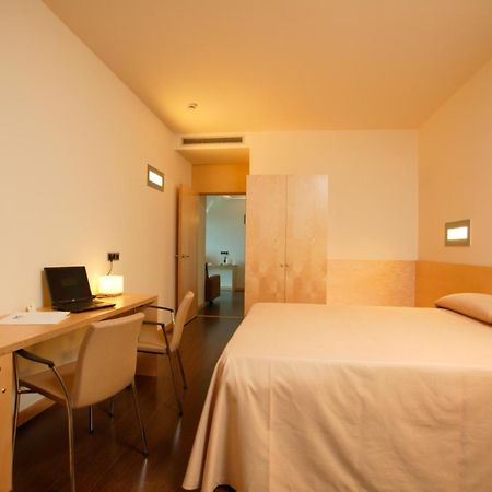 Gobeo Park Hotel Vitoria-Gasteiz Room photo